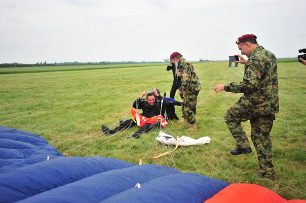 ВИДЕО: Вулинoв скок од 3.000 метара